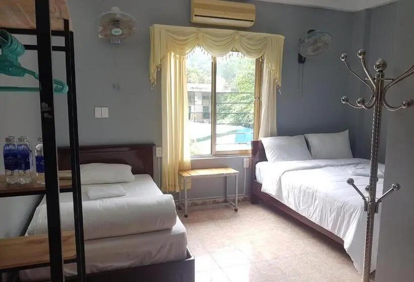 اتاق خانوادگی, Luna S House Hostel