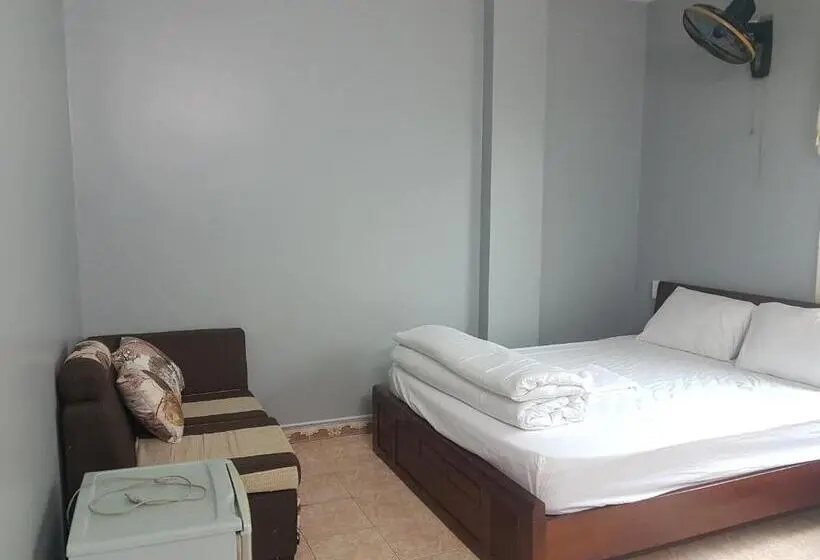 اتاق خانوادگی, Luna S House Hostel