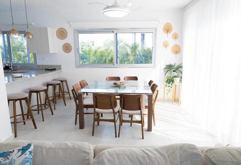 خانه 4 خوابه, Ka Romana Residences