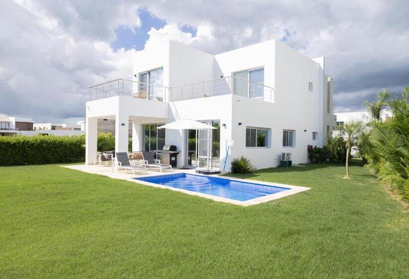 خانه 4 خوابه, Ka  Romana Residences