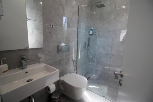 Chambre Triple Deluxe, Edina by Hp Hotel