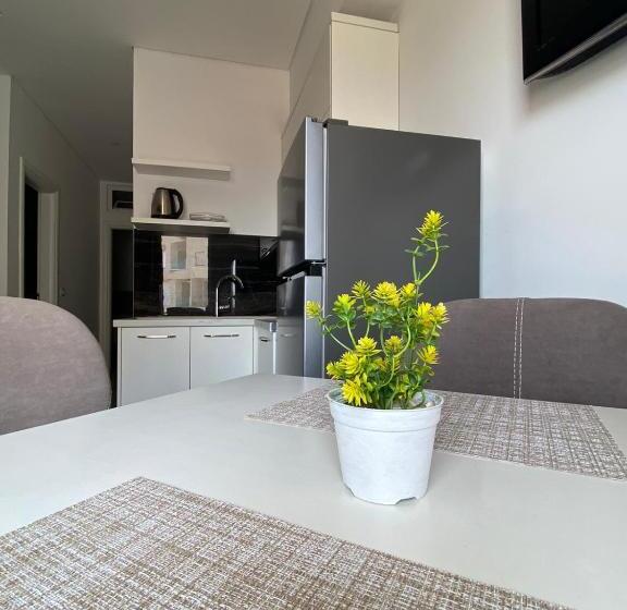 Appartement Deluxe 1 Chambre, Edina by Hp Hotel