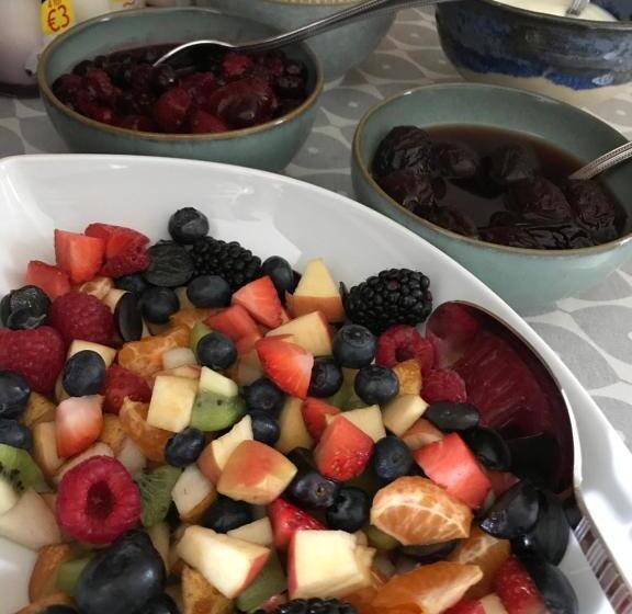 غرفة قياسية مطلّة علي الحديقة, Park View