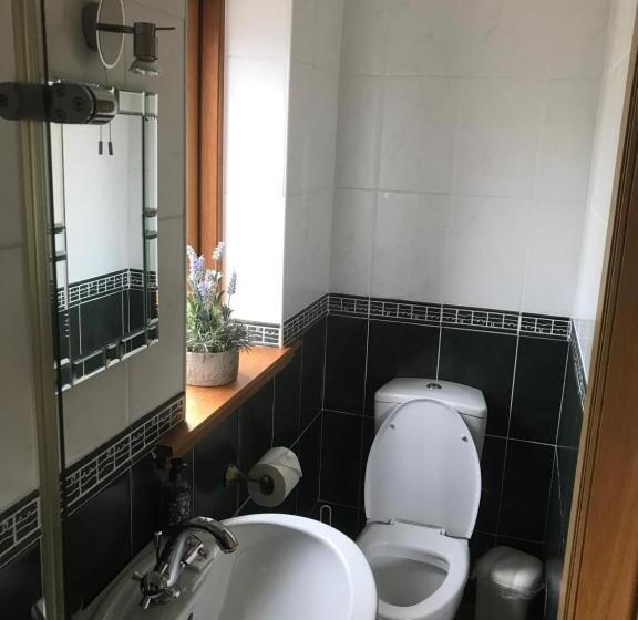 غرفة قياسية مطلّة علي الحديقة, Park View