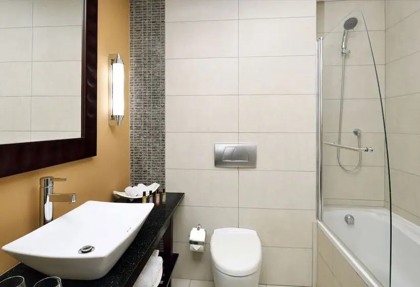 ２ダブルベッドのスタンダードルーム, Accra Marriott