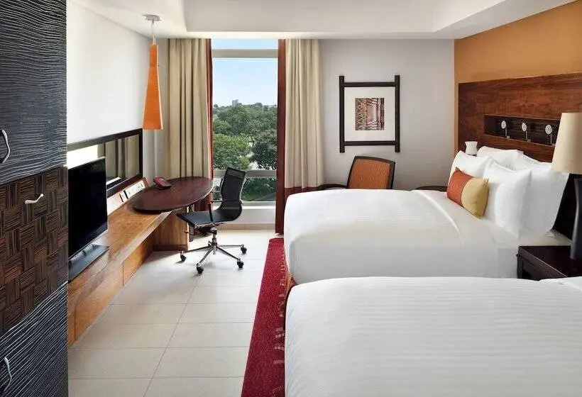 ２ダブルベッドのスタンダードルーム, Accra Marriott