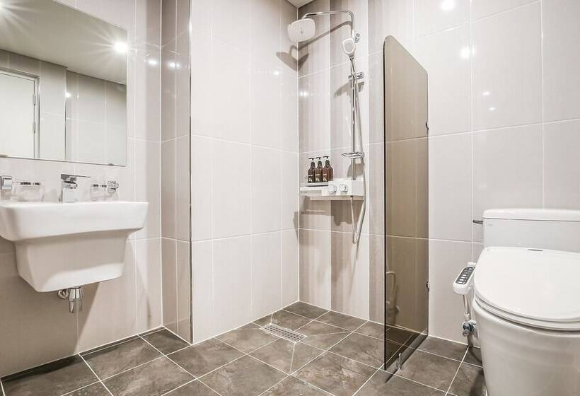 Quarto Deluxe, Gongju Maru