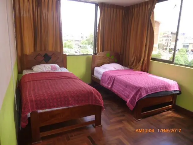 اتاق اکونومی, Hospedaje Centro