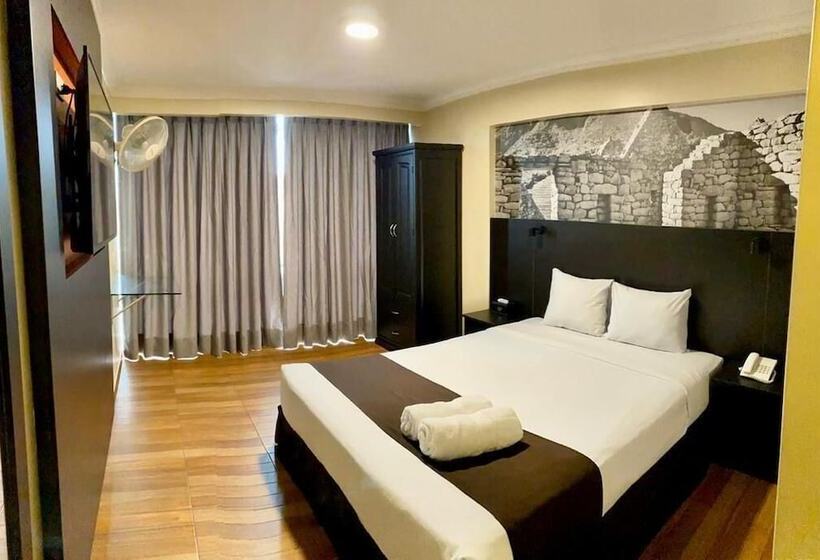 غرفة قياسية, María Luisa