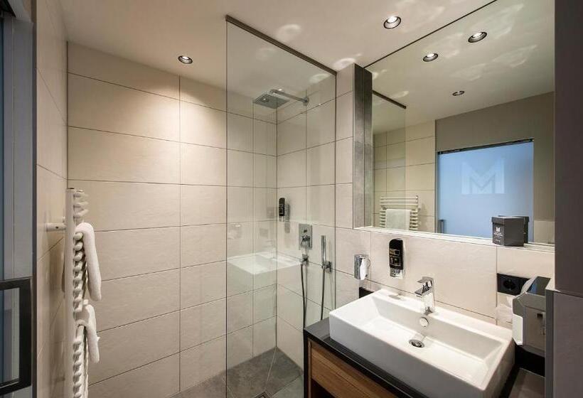 חדר סטנדרט יחיד עם מרפסת, Modern Mountain