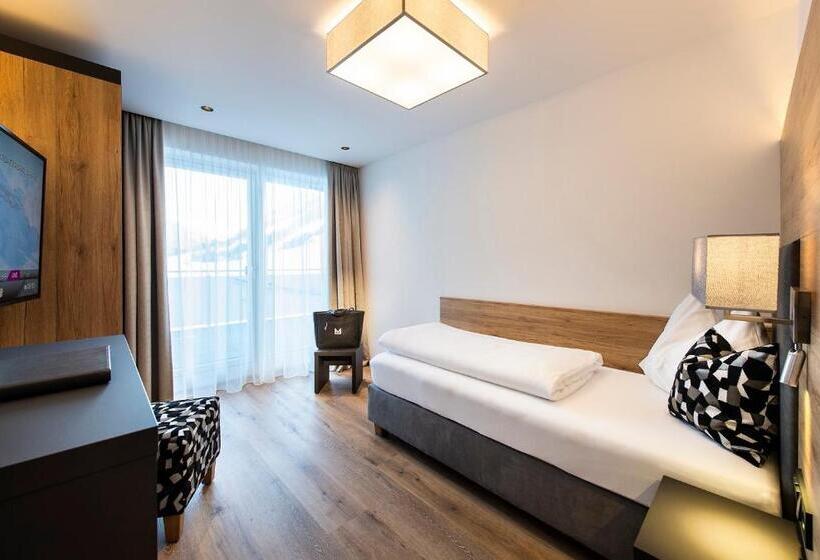 חדר סטנדרט יחיד עם מרפסת, Modern Mountain