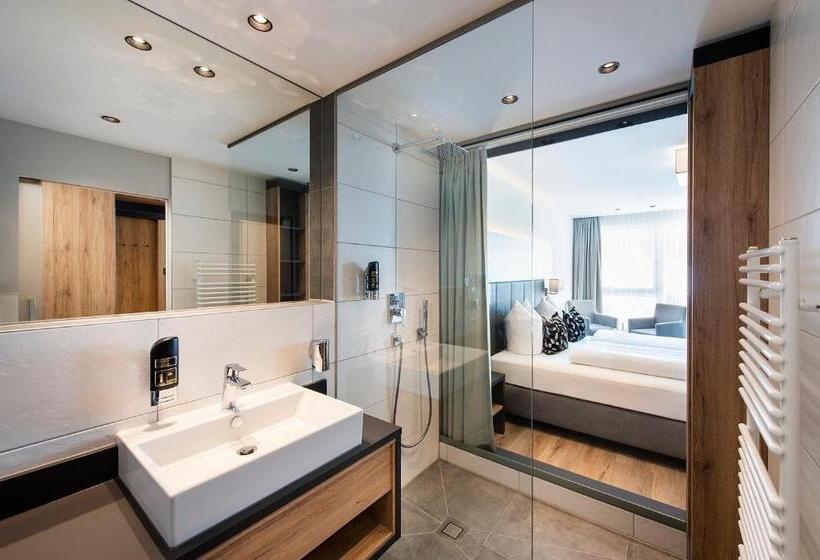 חדר דלוקס, Modern Mountain