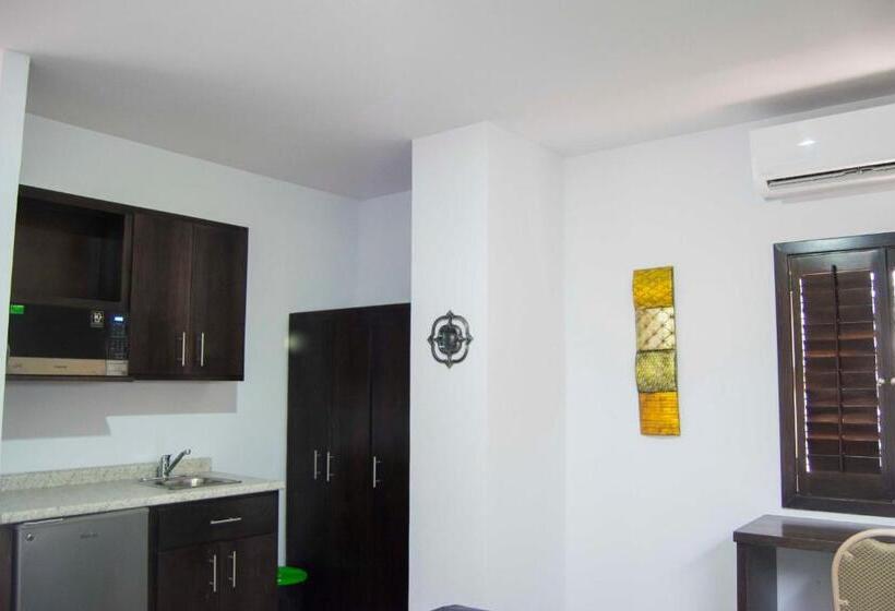 수피리어 스위트, Onix Suites