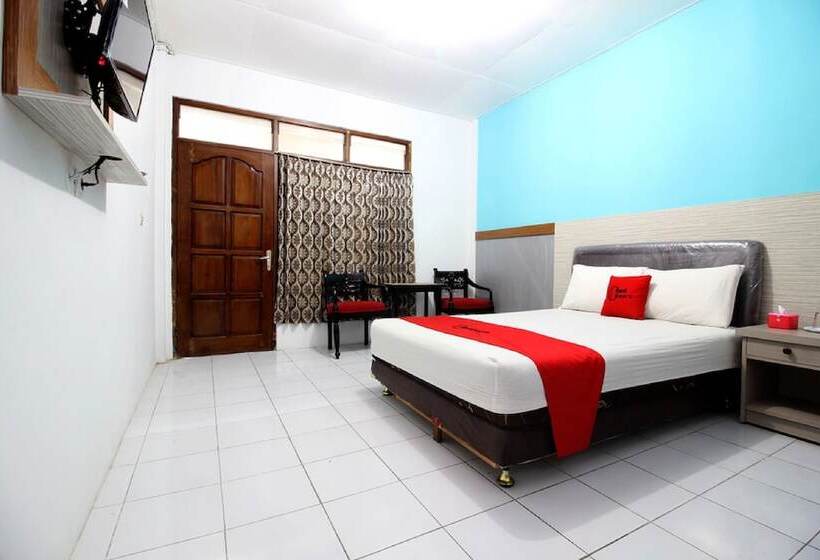 Номер Economy, Reddoorz Plus Syariah Near Lempuyangan Station 3