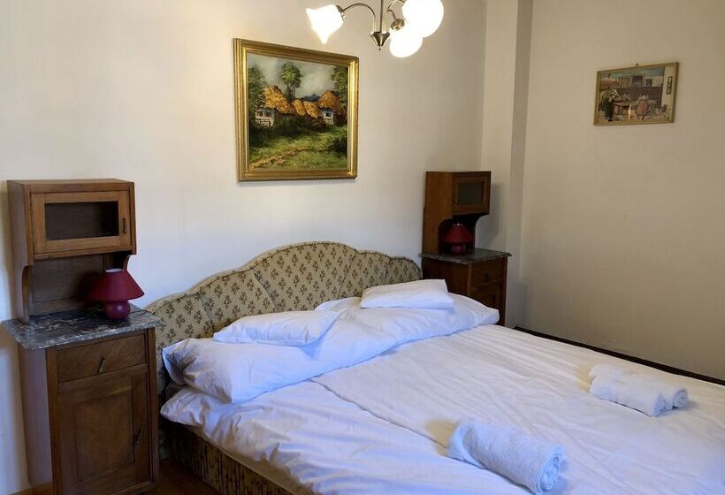 １ベッドルームのスーペリアアパートメント, The Houses Of History  Anno 1830