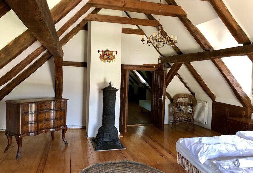 ガーデンビューファミリールーム, The Houses Of History  Anno 1830