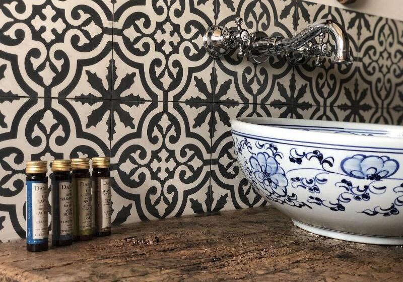 １ベッドルームのスーペリアアパートメント, The Houses Of History  Anno 1830