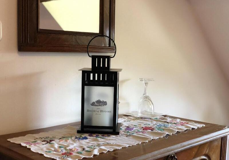 レイクビュースタンダードルーム, The Houses Of History  Anno 1830