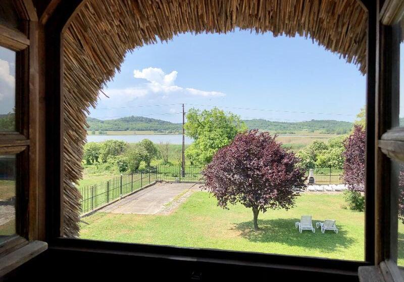 レイクビュースタンダードルーム, The Houses Of History  Anno 1830