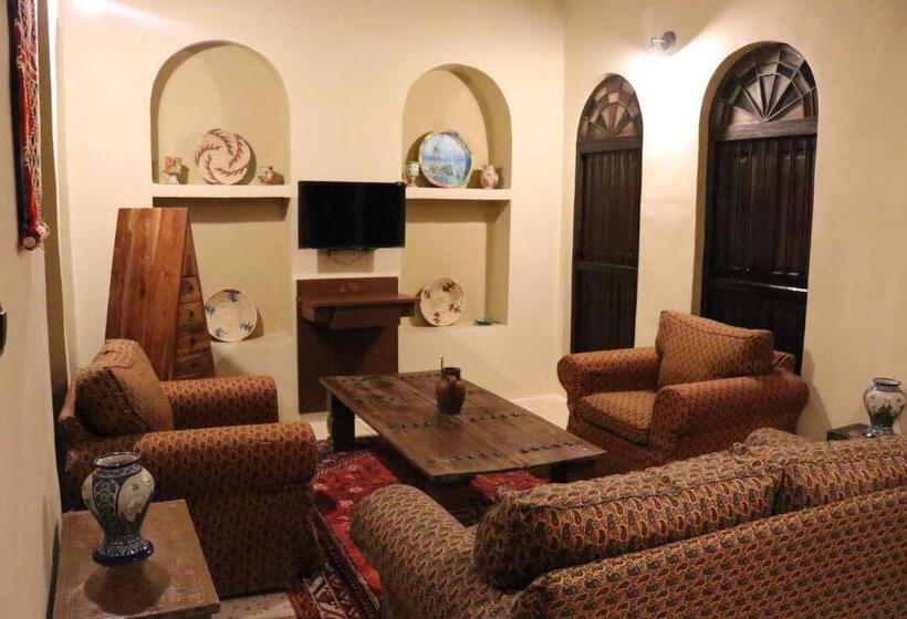 سوئیت رویال, Al Koot Heritage