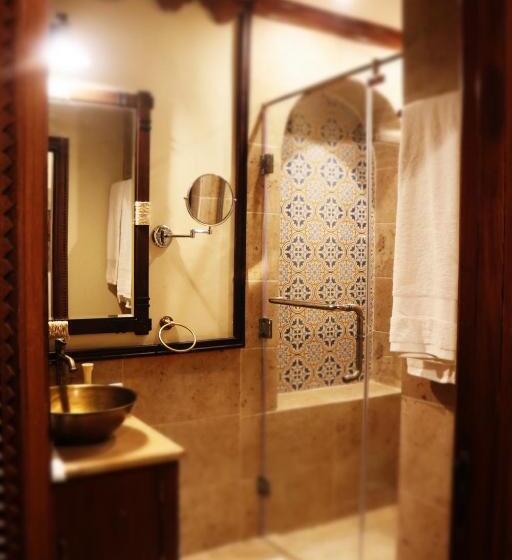 سوئیت رویال, Al Koot Heritage