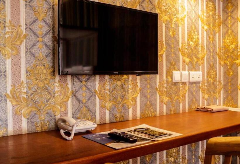 Трехместный Номер Deluxe, Duomo And Suites