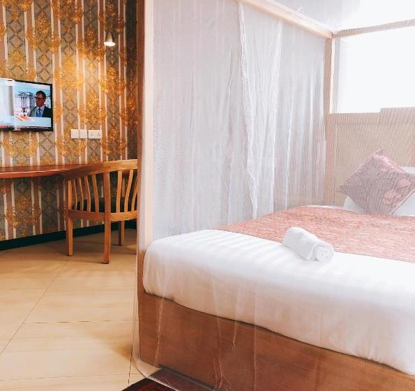 Стандартный Номер Кровать Кинг, Duomo And Suites