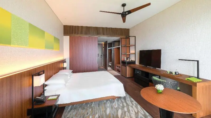 キングサイズベッドのスタンダードルーム, Hyatt Regency Seragaki Island Okinawa