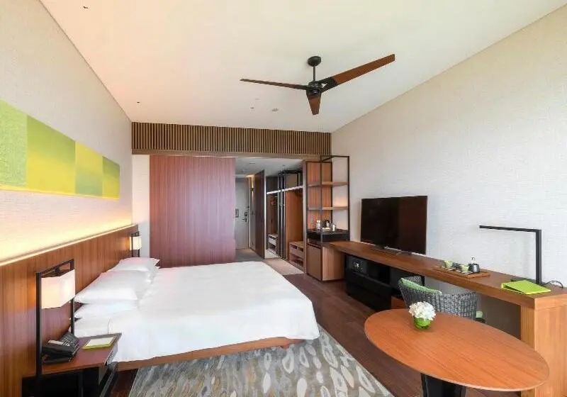 キングサイズベッドのスタンダードルーム, Hyatt Regency Seragaki Island Okinawa