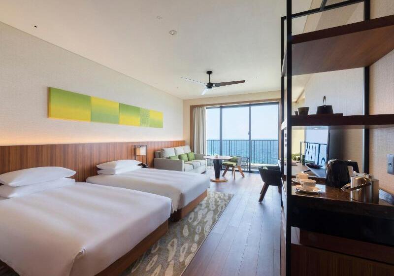 Семейный Номер Deluxe, Hyatt Regency Seragaki Island Okinawa