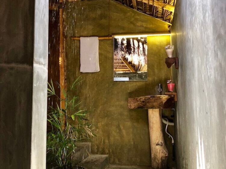 בונגלו משפחתי, Wind Blend Kite Resort