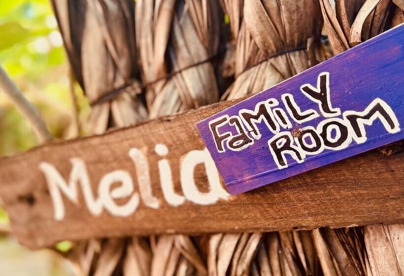 בונגלו משפחתי, Wind Blend Kite Resort