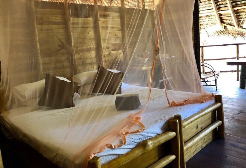 בונגלו משפחתי, Wind Blend Kite Resort