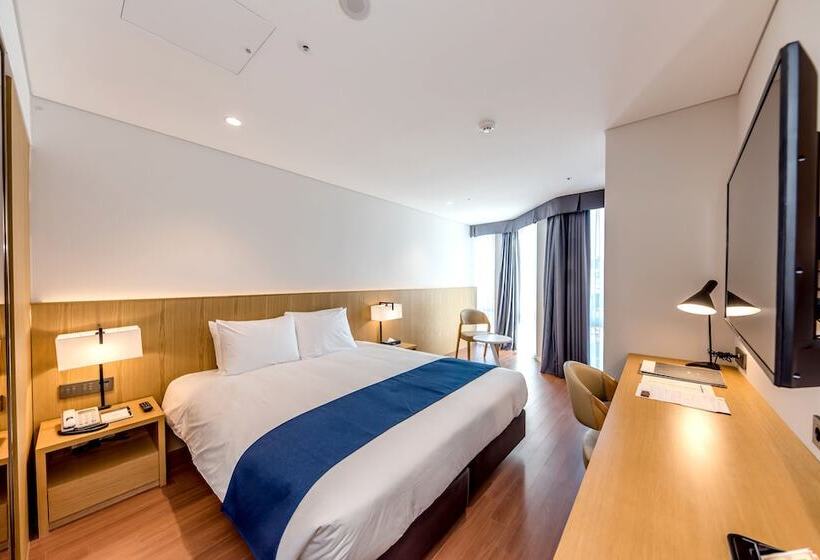 高级大房间, Sirius