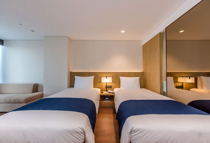 高级大房间, Sirius