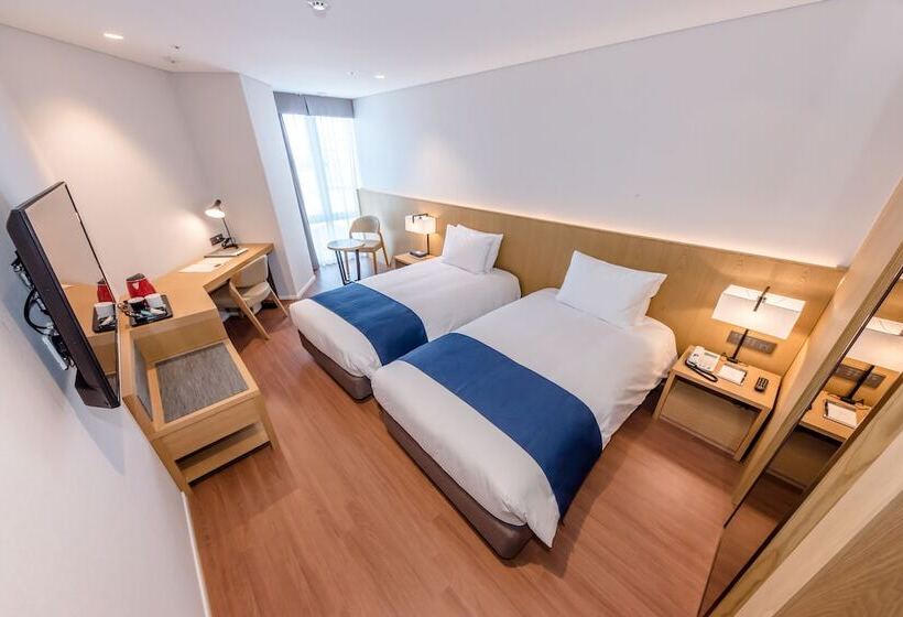 高级大房间, Sirius