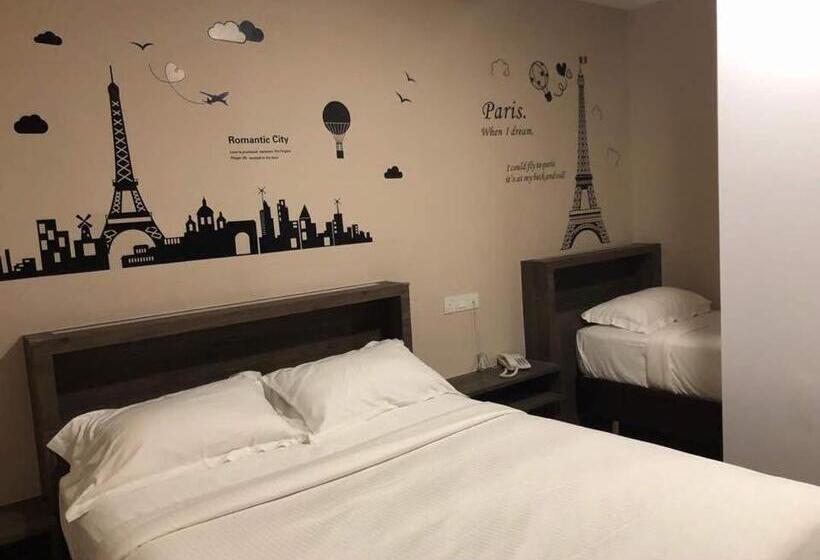 اتاق لوکس سه تخته, Sunlight Hotel Kulai