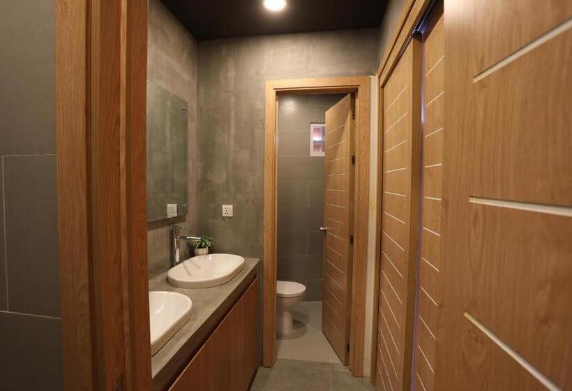 Superior Triple Room, Rs Iii Location Hostel