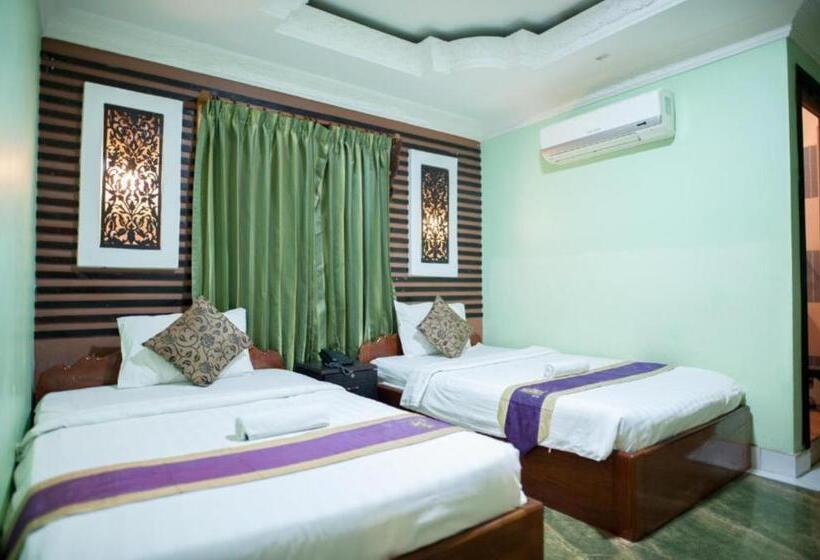 Superior Triple Room, Rs Iii Location Hostel