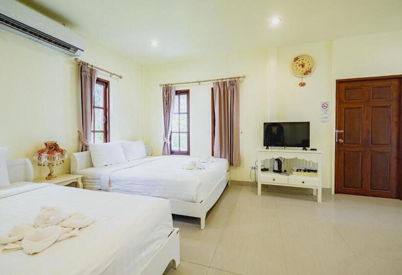 غرفة ديلوكس رباعية, Sakarin Valley Resort