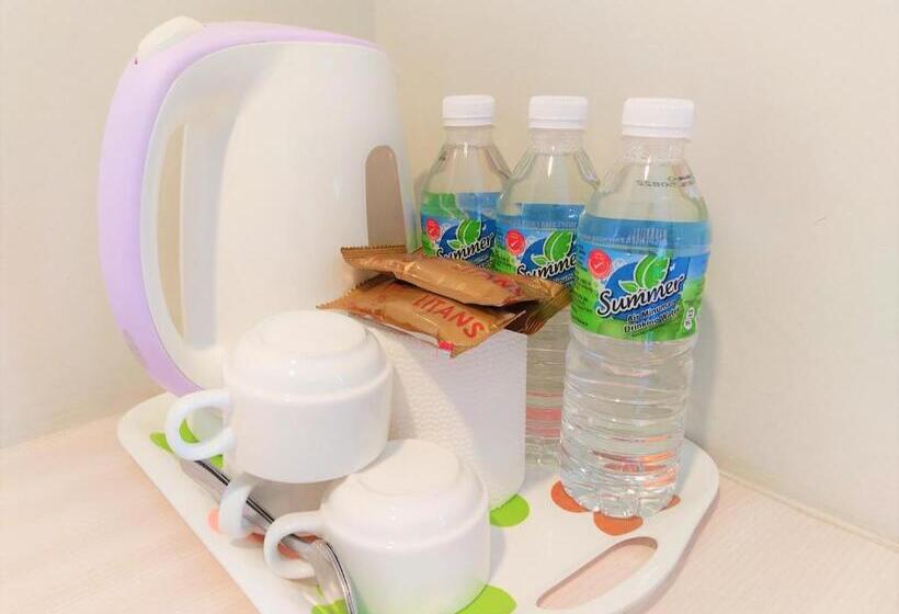 اتاق استاندارد سه نفره, Apple Suites