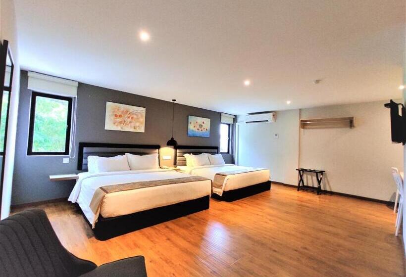 Family Suite, Apple Suites