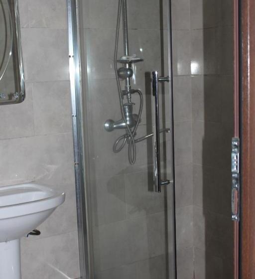 اتاق اکونومی, Cattaleya