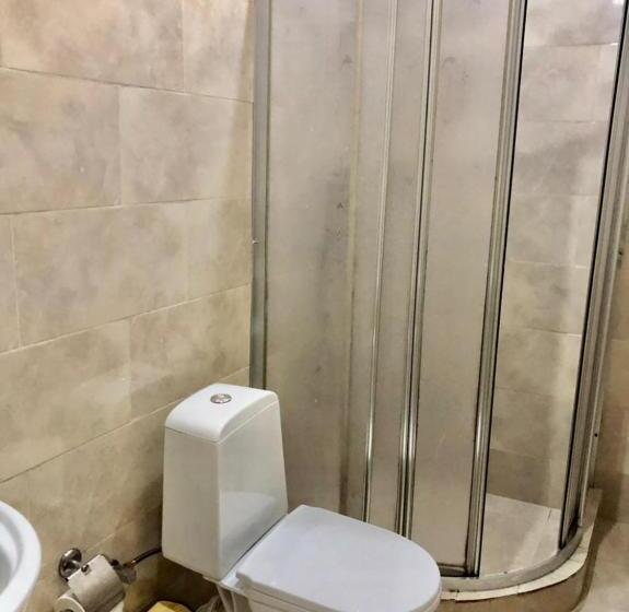 اتاق اکونومی, Cattaleya