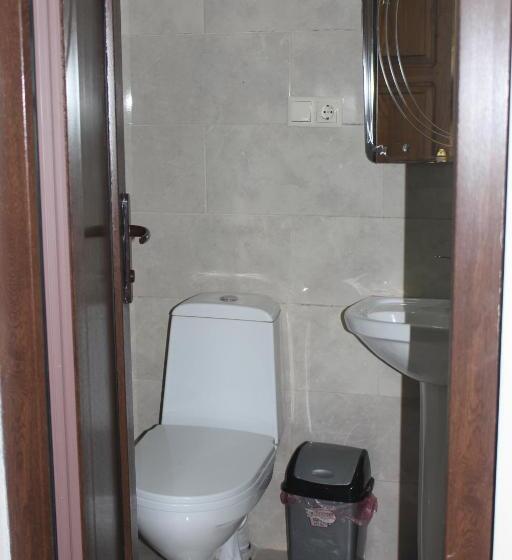 اتاق استاندارد سه نفره, Cattaleya