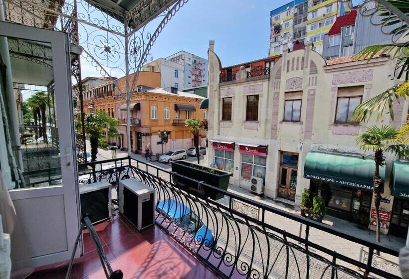 اتاق استاندارد چهار تخته, Cattaleya