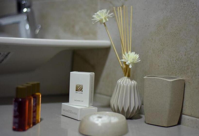 استودیوی لوکس, Ciflik Winery