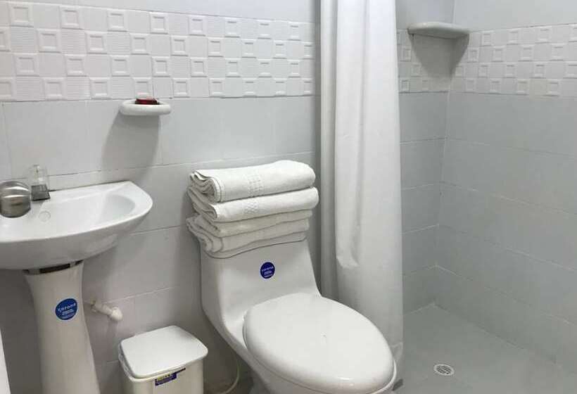 חדר סופריור, Continental Sai