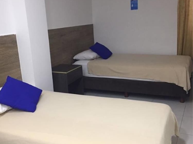 חדר סופריור, Continental Sai