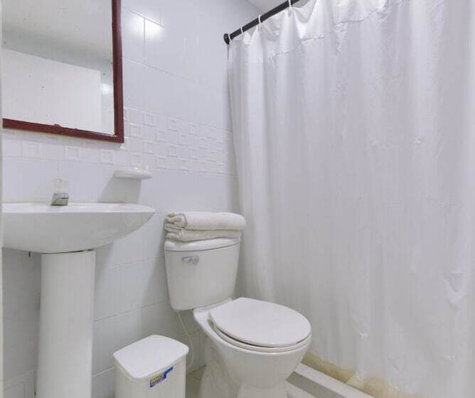 חדר משפחתי, Continental Sai